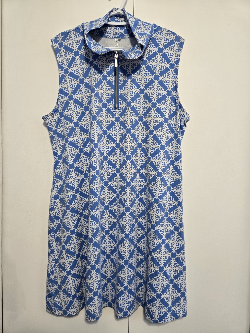 LuLu-B Blue White Print Sleeveless Golf Dress 1X Quarter Zip